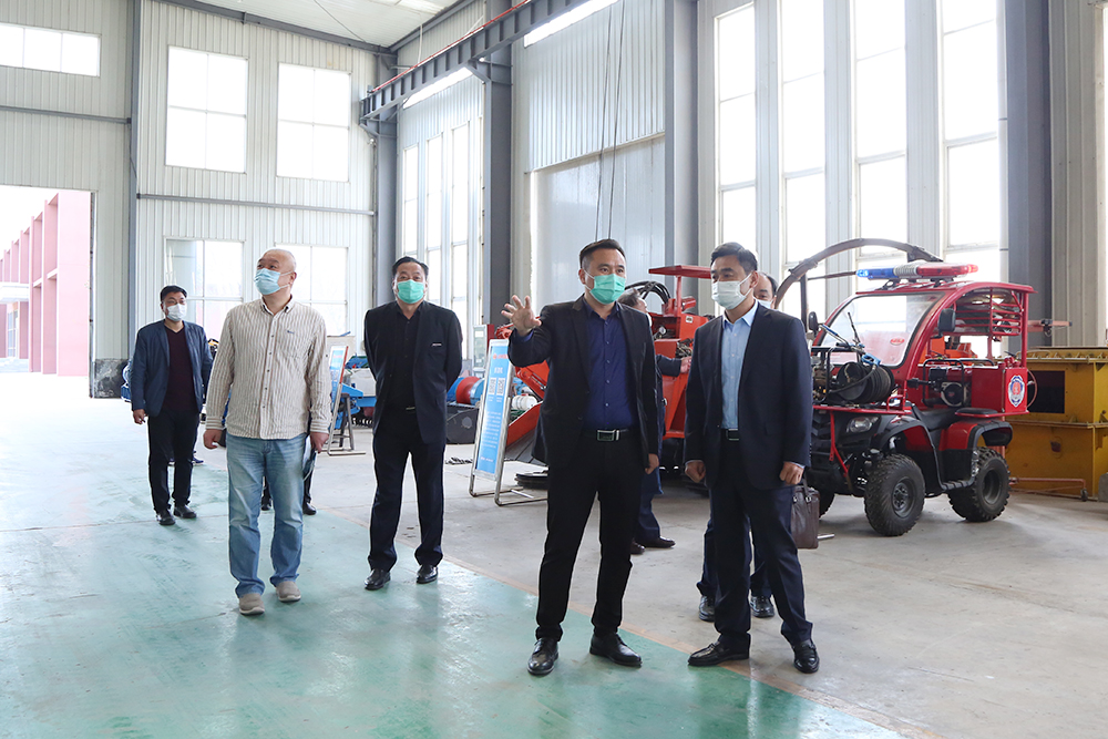 Warmly Welcome The Leaders Of Jining High-Tech Zone Private Enterprise Service Team To Visit China Coal Group